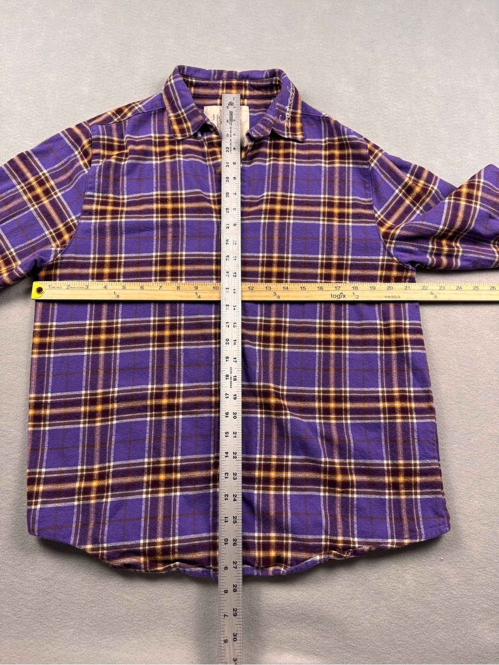 Disney Hocus Pocus Sarah Amuck Flannel Shirt Large Purple Plaid Cakeworthy - Picture 6 of 6